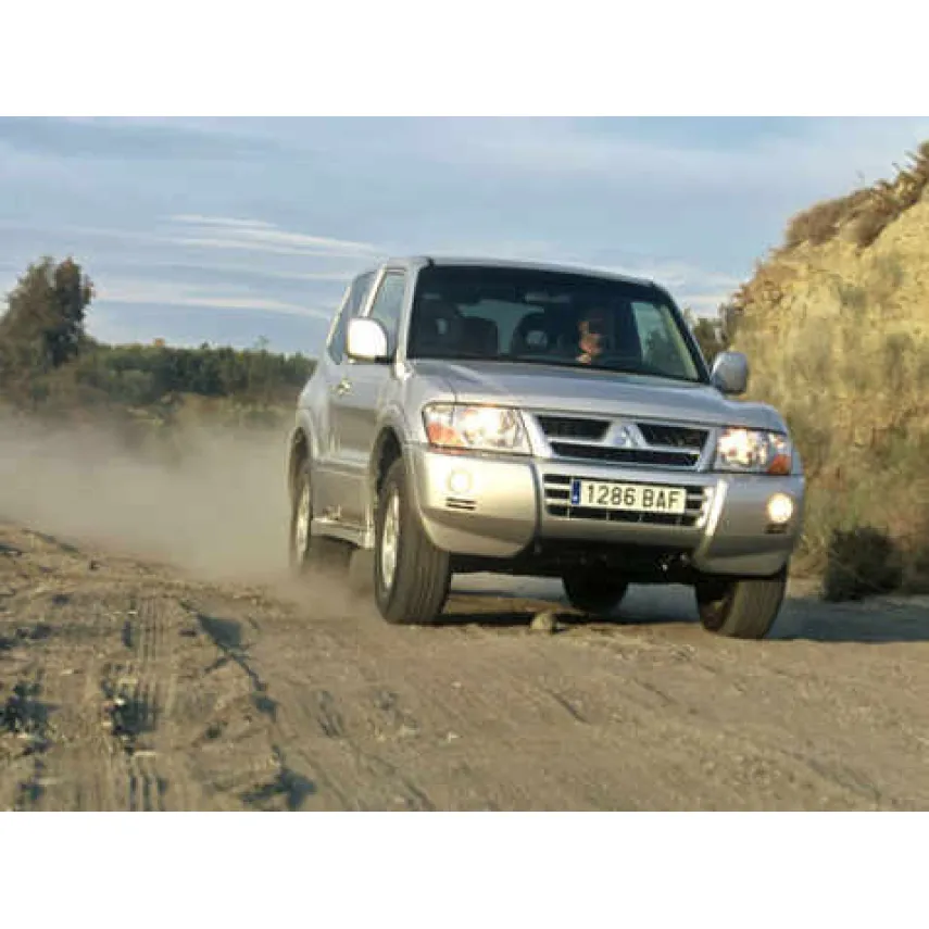 Автоковрики EVA (эваковрики) для Mitsubishi Pajero 3 V60 (1999-2006) купить в Минске - салон, багажник